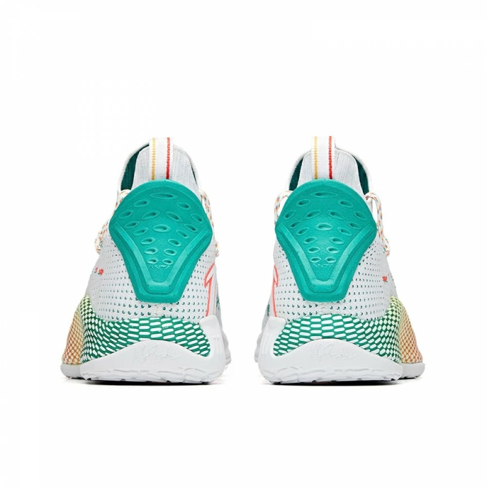 China&Sport Anta KT5 Klay Thompson "Have Fun" Low Basketball Sneakers - White/Green 4 China&Sport Anta KT5 Klay Thompson "Have Fun" Low Basketball Sneakers - White/Green - Image 4