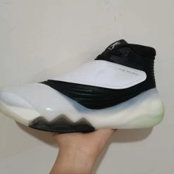 China&Sport Anta KT6 Klay Thompson 2020 Men's Basketball Sneakers - White/Black 6 China&Sport Anta KT6 Klay Thompson 2020 Men's Basketball Sneakers - White/Black -Li-Ning Shop 112041101 1