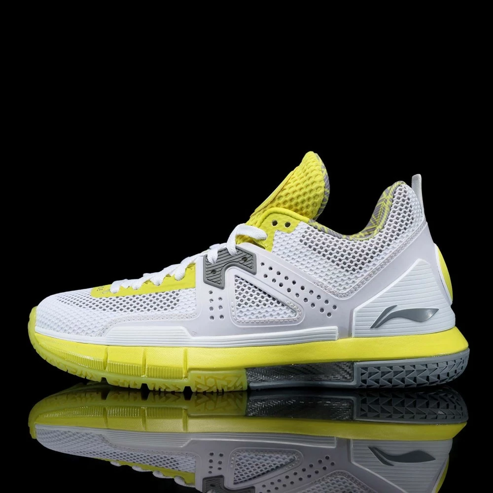 China&Sport LI-NING WAY OF WADE 5 "White VOLT" 1 China&Sport LI-NING WAY OF WADE 5 "White VOLT"