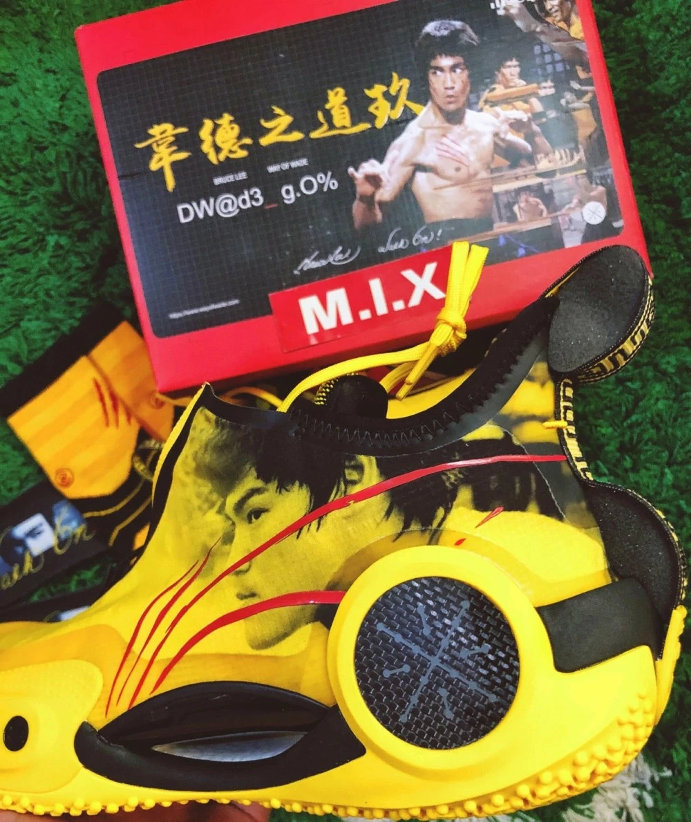 China&Sport Way Of Wade 9 "Bruce Lee" Low New Design Basketball Sneakers 4 China&Sport Way Of Wade 9 "Bruce Lee" Low New Design Basketball Sneakers - Image 4